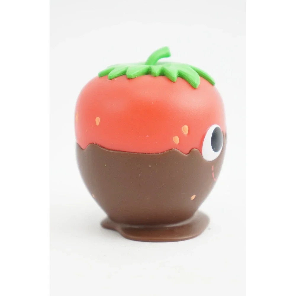Kidrobot Yummy World Chocolate Dipped‎ Strawberry Vinyl Figure Excellent